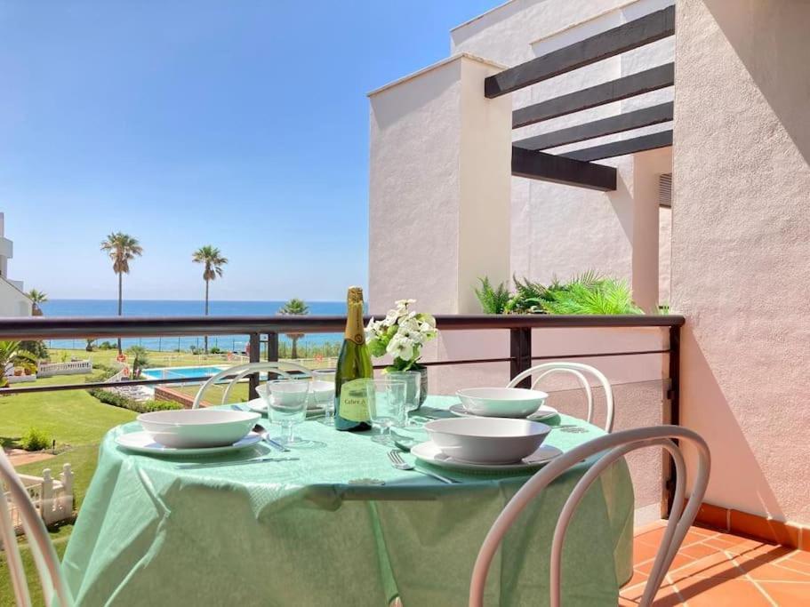 Bahia de CasaresSea Breeze Retreat - Golf Getawayアパートメント エクステリア 写真